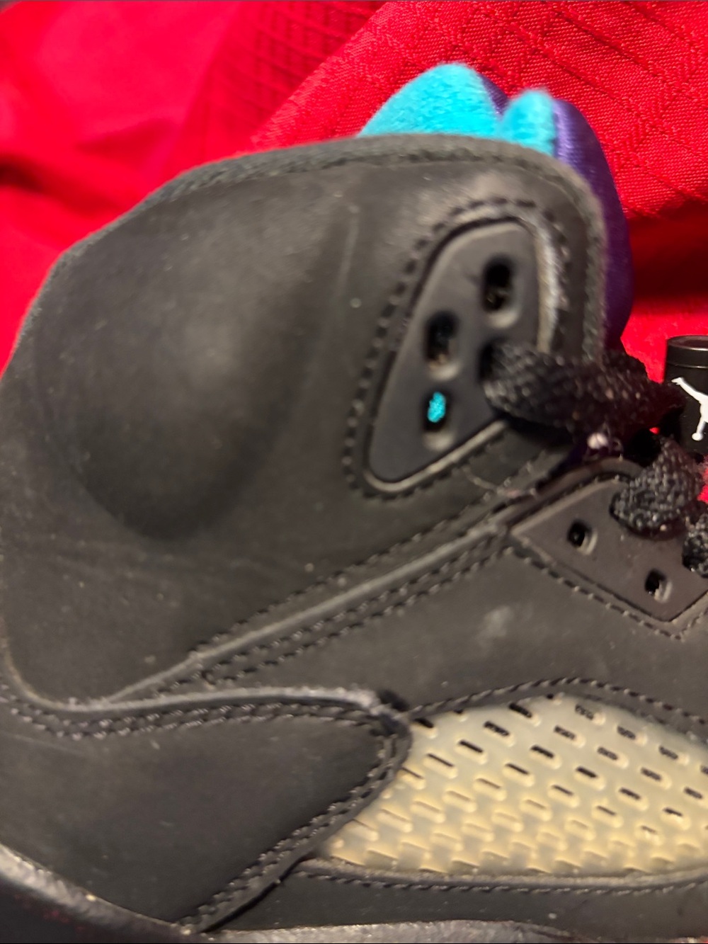 Boy’s Size 7 Y NIKE AIR JORDAN 5 RETRO TOP 3 Fire Red Metallic Grape SHOES - Picture 10 of 11